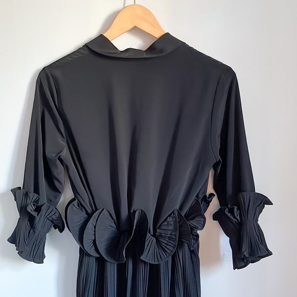 Prettylittlething Black LBD Ruffle Frill Detail Pleated Skater Mini Dress 4 - Picture 11 of 16